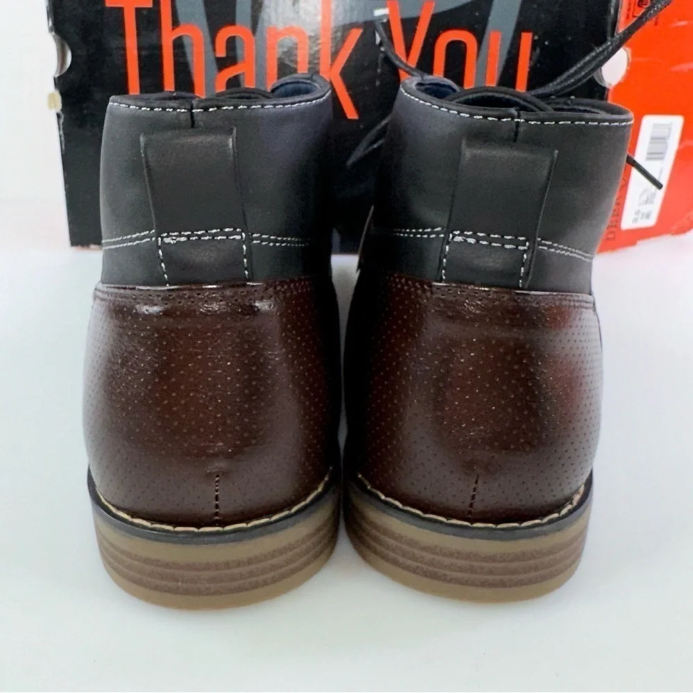 Deer Stags Mark Black/brown Olive Mens US Size 9.5 Chuka Boots